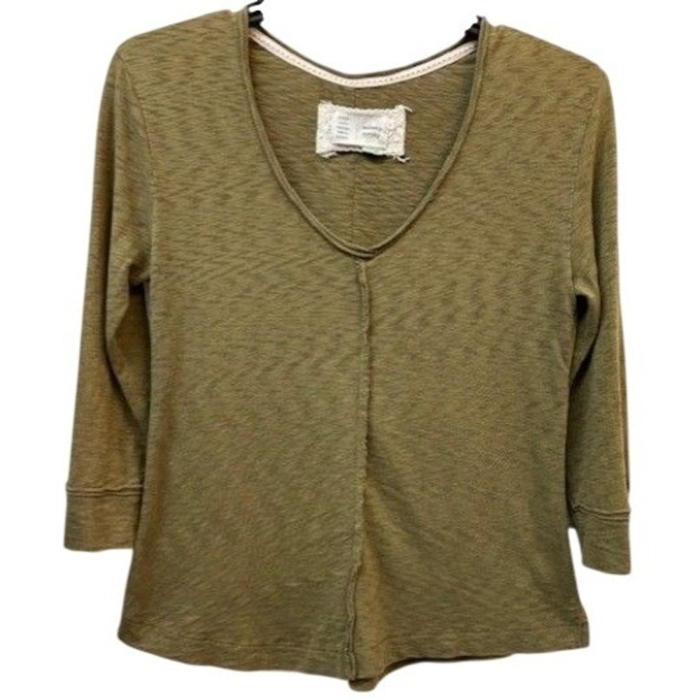 Green Saturday/Sunday Lightweight 3/4 Sleeve Top‎ With V-Neckline